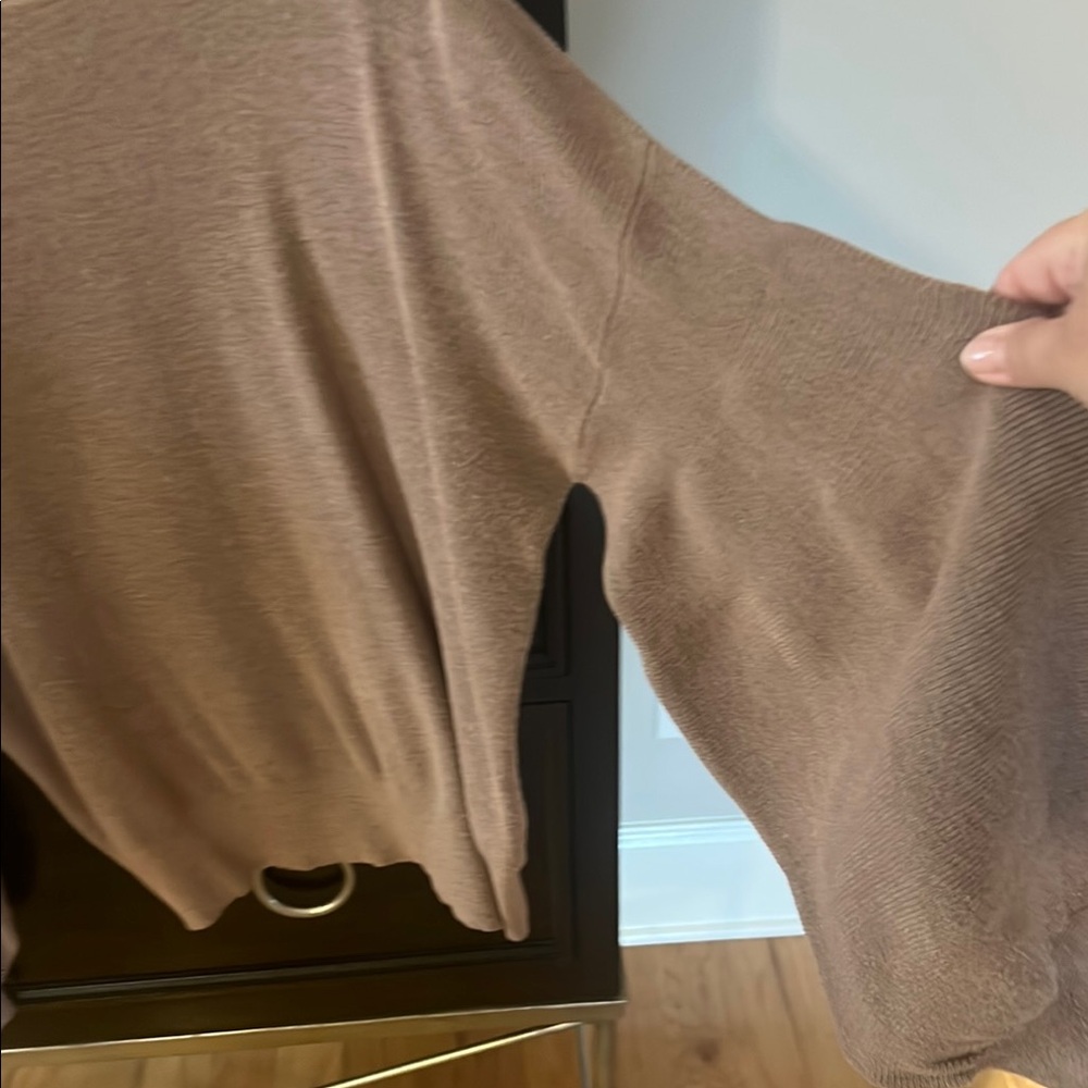 DO+BE Women's Brown Sweater - Picture 3 of 6